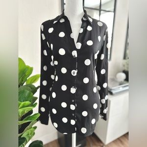 NWOT Ann Taylor Black and White Polka Dot Blouse
